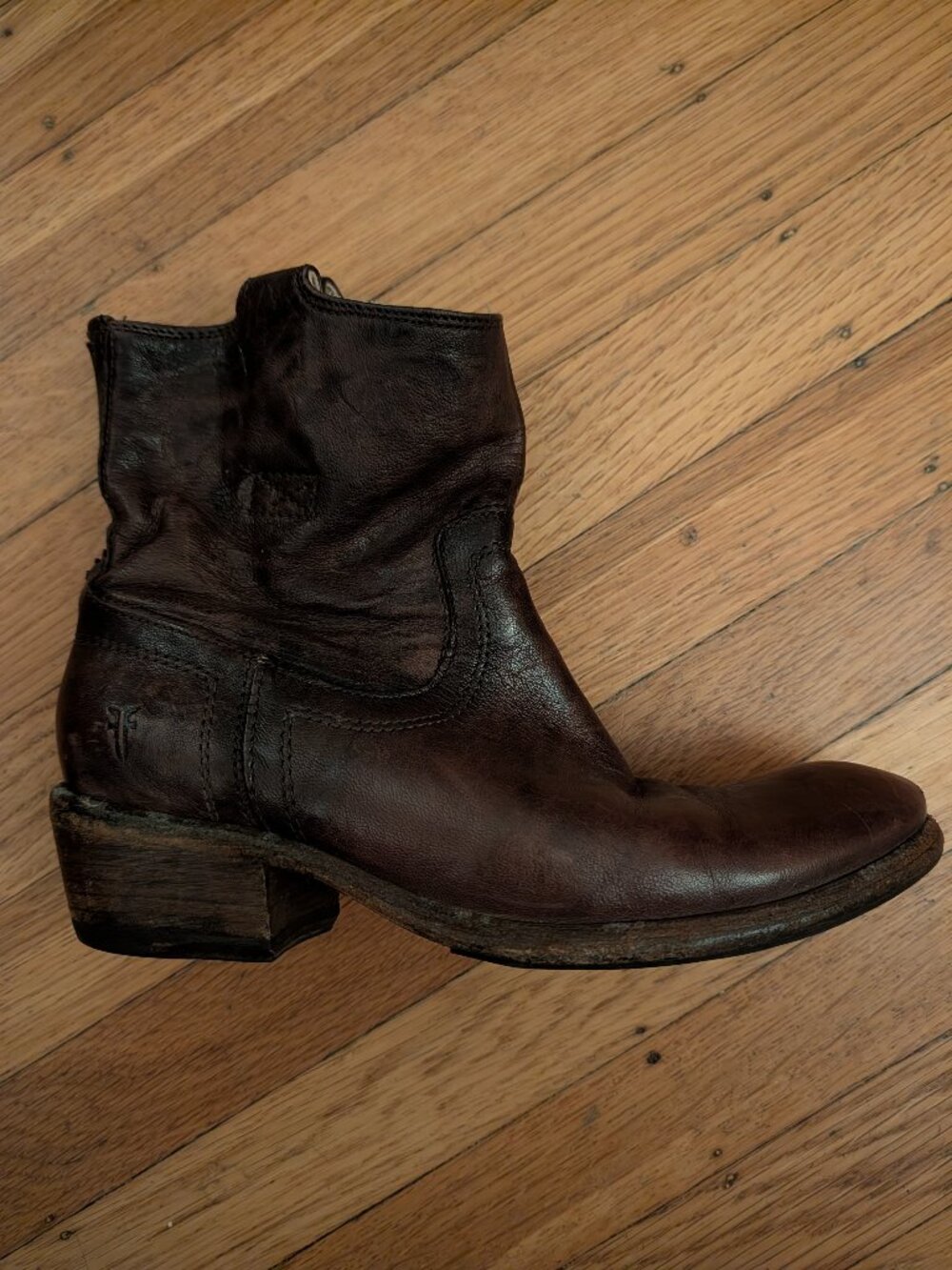 Frye ankle boots size 7